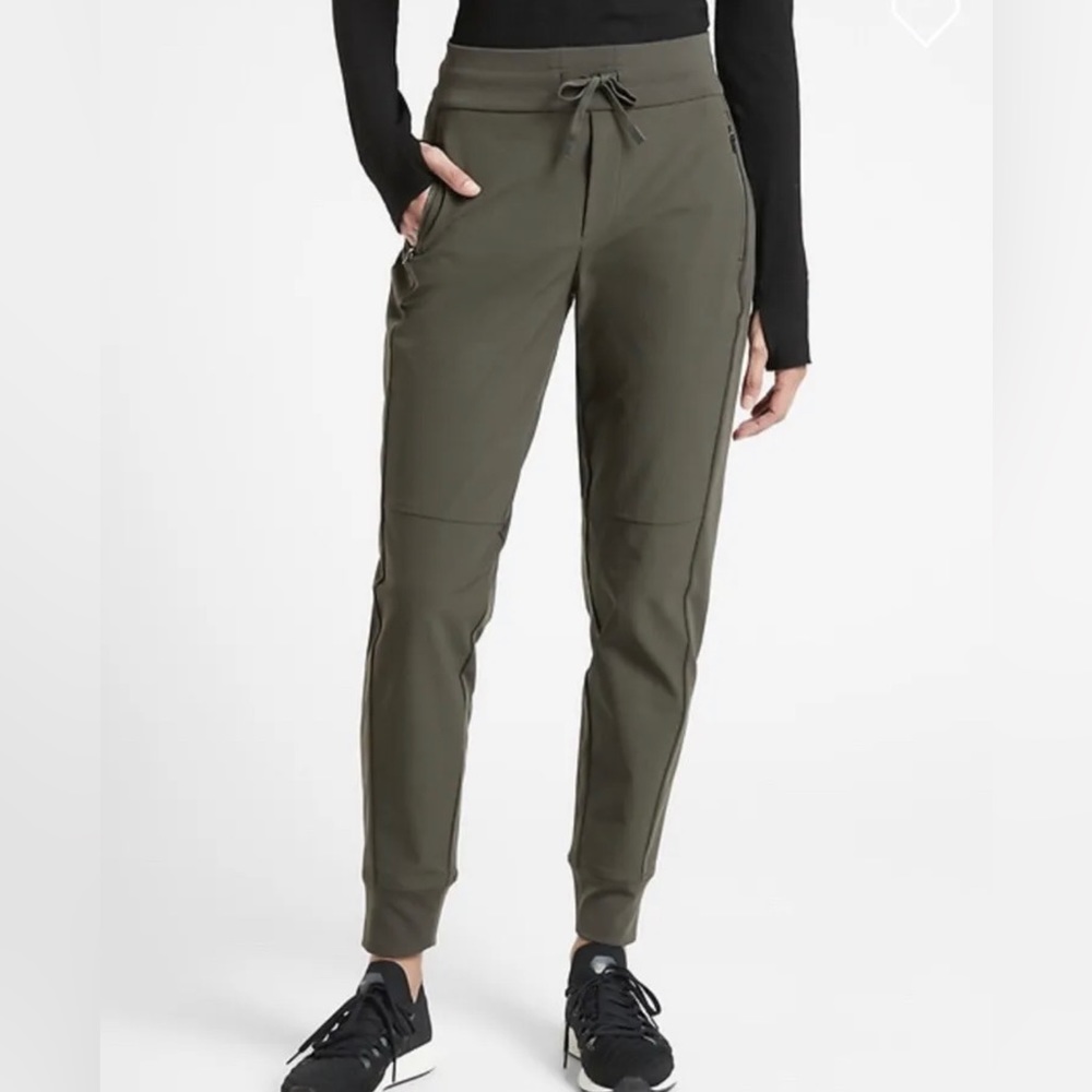 Athleta Headlands Hybrid Pant size 14L